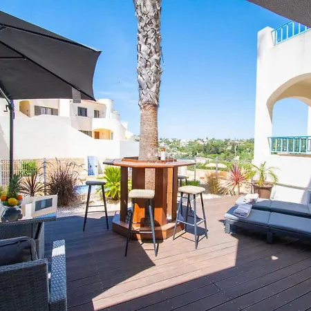 102 Hibiscus Monte Dourado